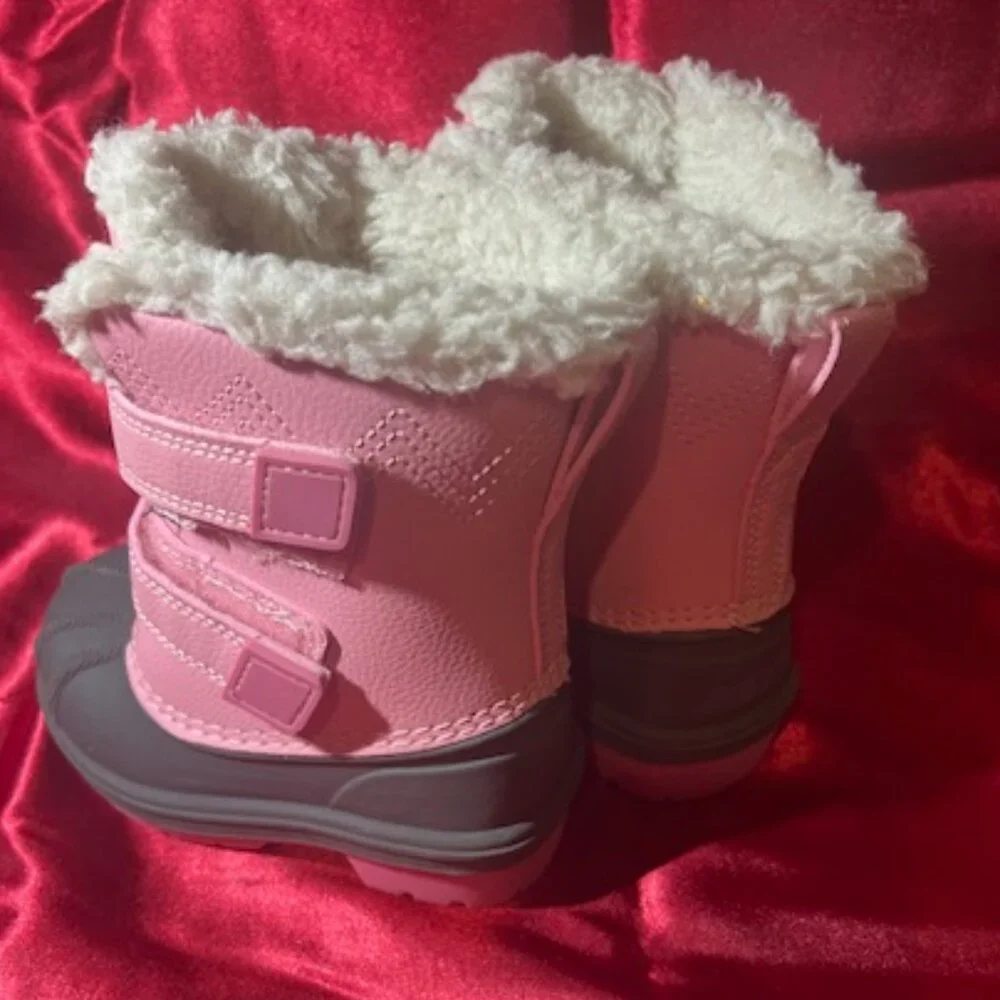 Cat & Jack Snow Boots Kids Size 5 Pink Gray Good Faux Fur Lined‎ Duck Boots